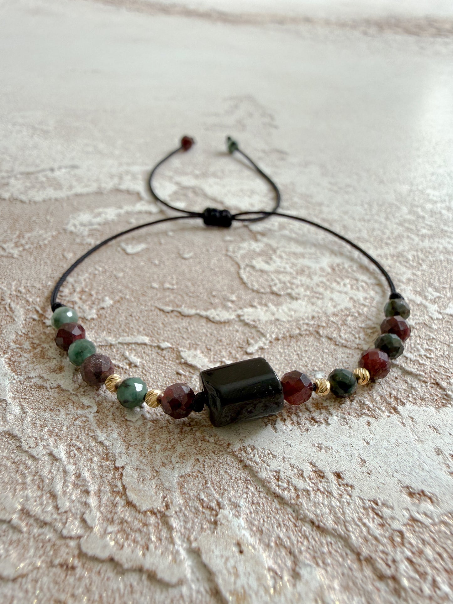 Bracelet BLACK TOURMALINE, GARNET, EMERALD