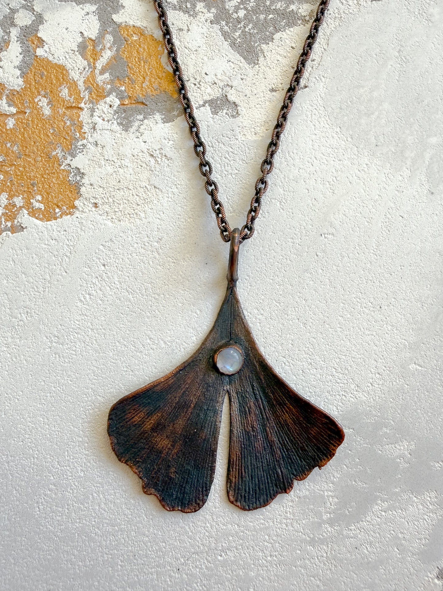 Necklace GINKGO, MOONSTONE