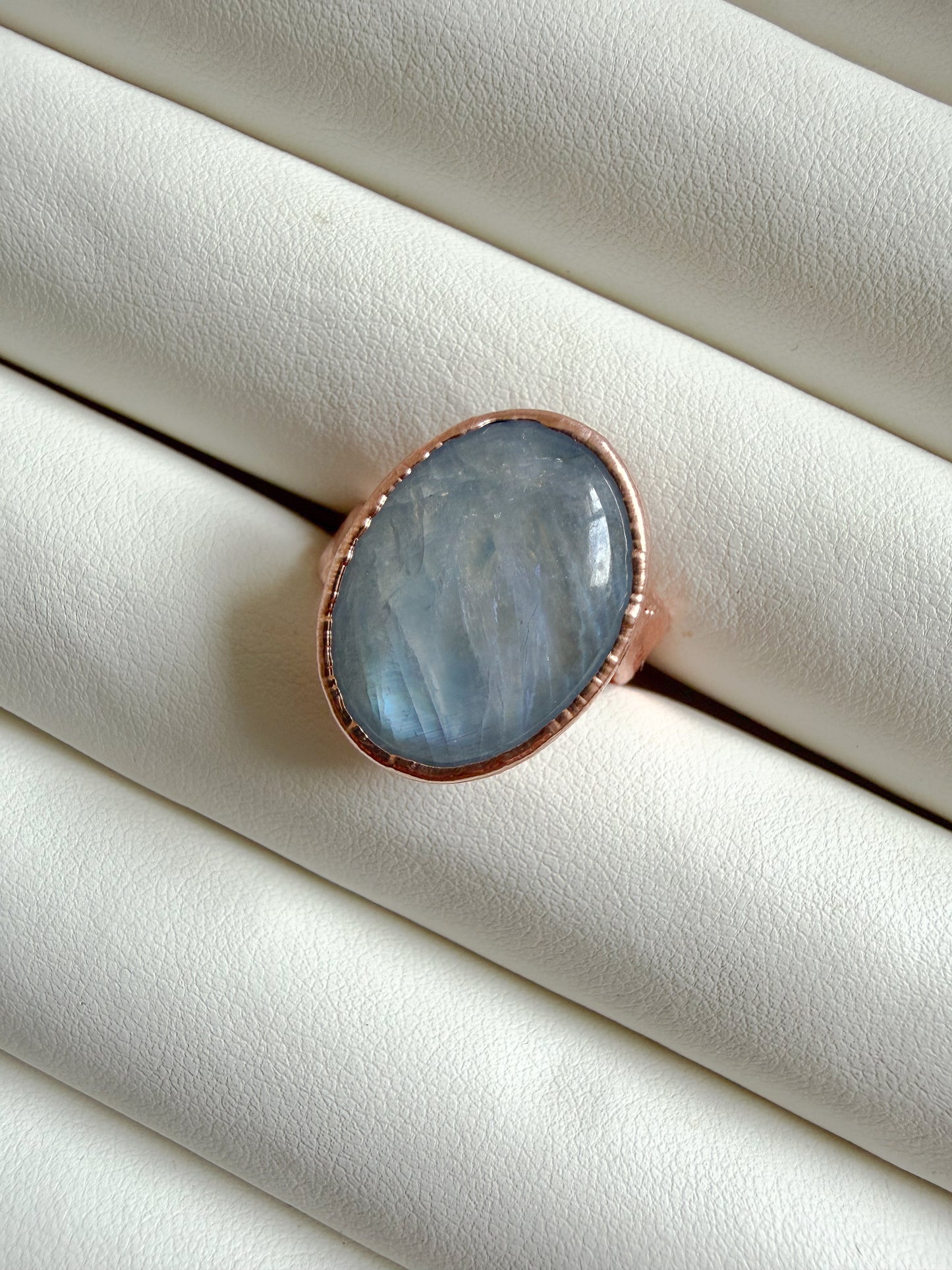 Ring MOONSTONE