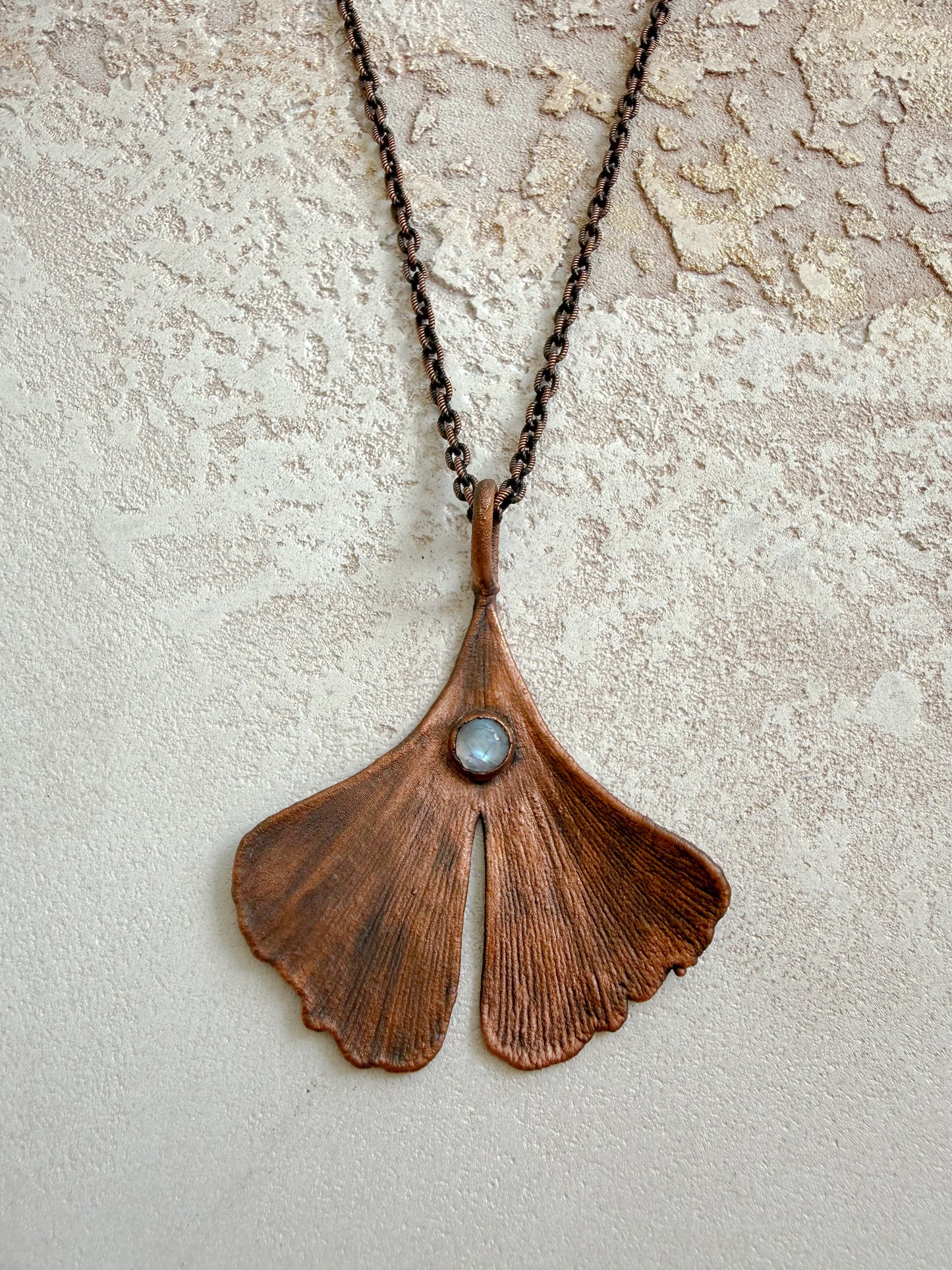 Necklace GINKGO, MOONSTONE